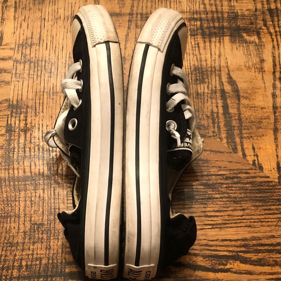 Converse Women’s Black and White Sneakers 8 - Picture 7 of 8
